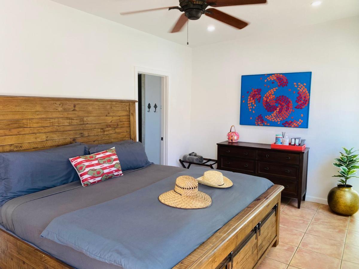 Mi Kasa Hot Springs 420,Adults Only, Clothing Optional Otel Desert Hot Springs Oda fotoğraf