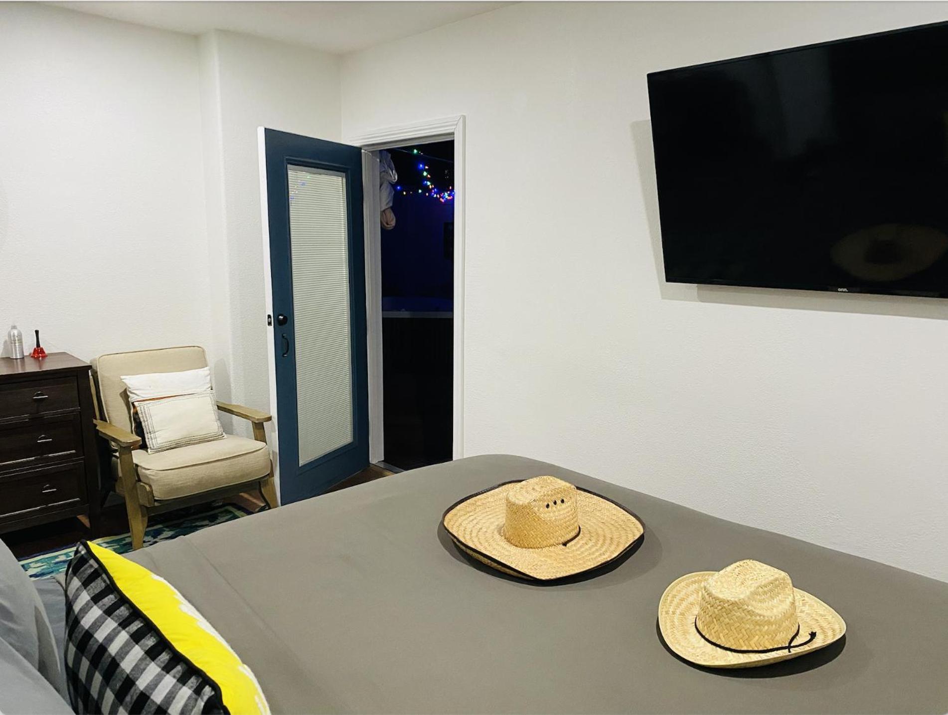 Mi Kasa Hot Springs 420,Adults Only, Clothing Optional Otel Desert Hot Springs Oda fotoğraf