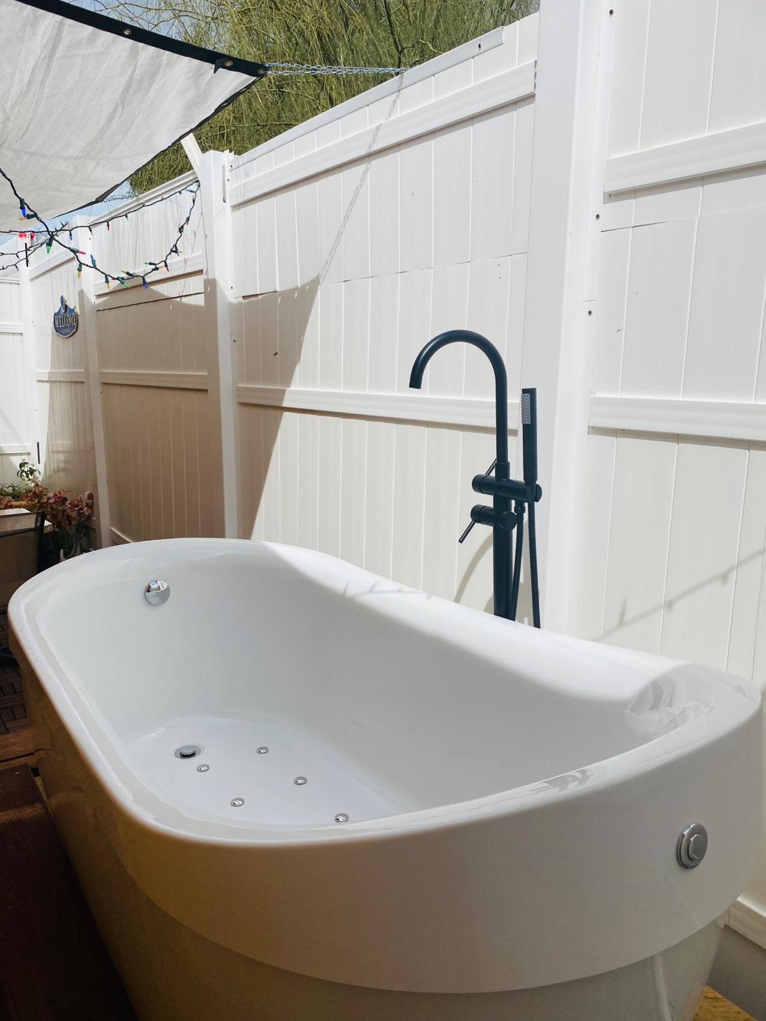 Mi Kasa Hot Springs 420,Adults Only, Clothing Optional Otel Desert Hot Springs Oda fotoğraf