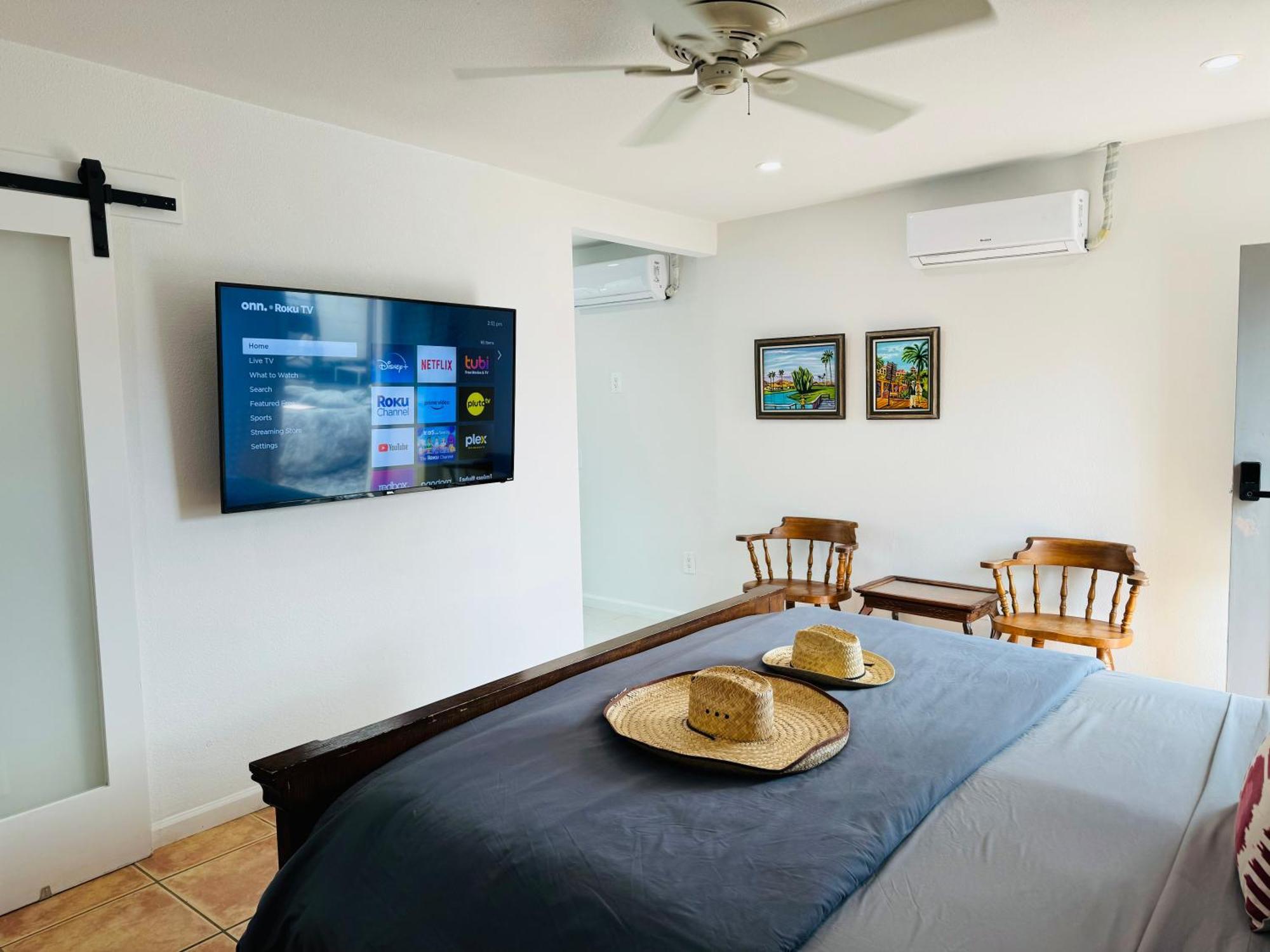 Mi Kasa Hot Springs 420,Adults Only, Clothing Optional Otel Desert Hot Springs Oda fotoğraf